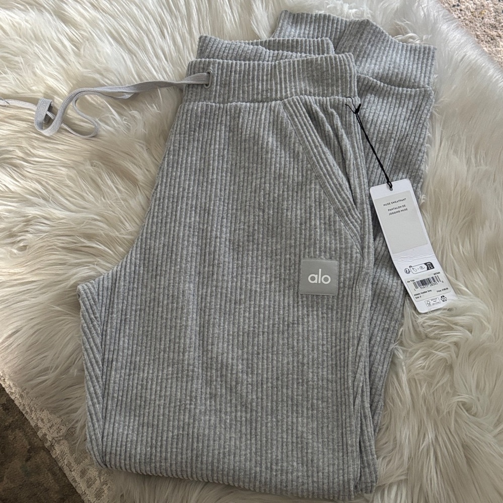 ALO Gray Ribbed Joggers